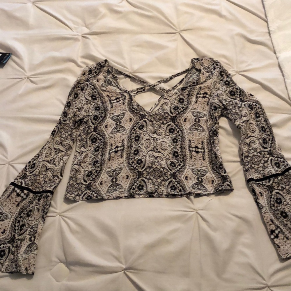Kendall + Kylie bell sleeve crop top